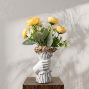 Toscano Bouquet sculpture